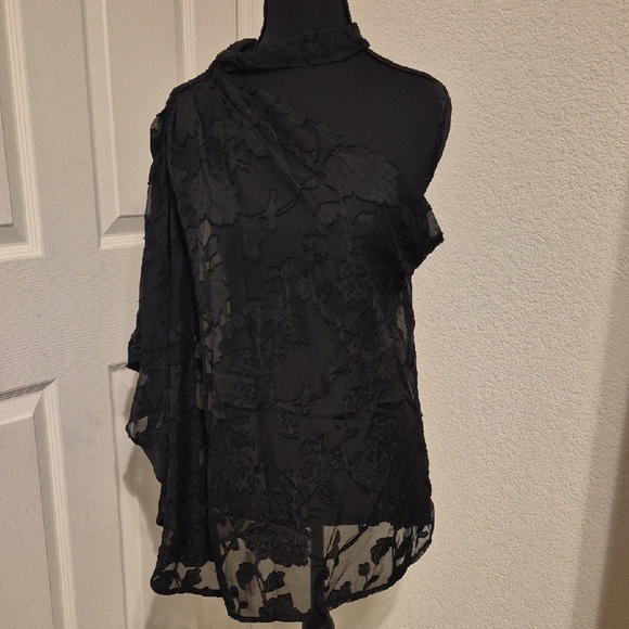 SHEIN Tops - SHEIN Black Floral Lace Overlay One-Shoulder Blouse